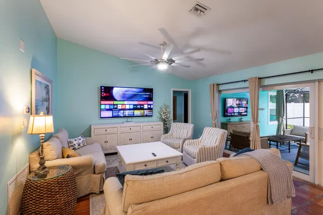 Residence photo 10