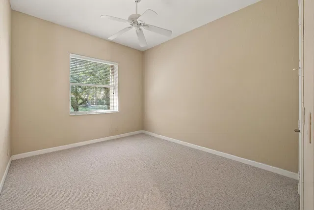 Residence photo 17