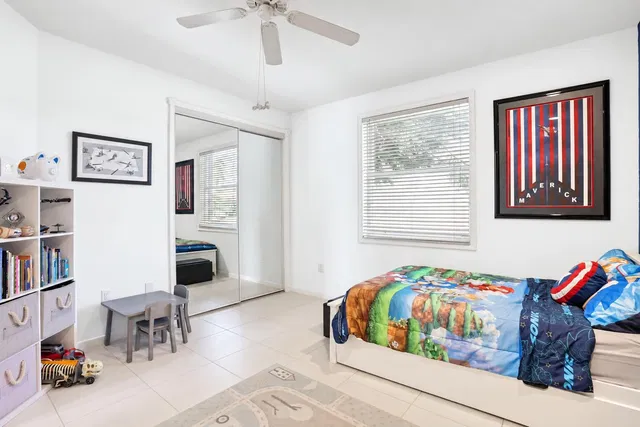  Residence photo 21