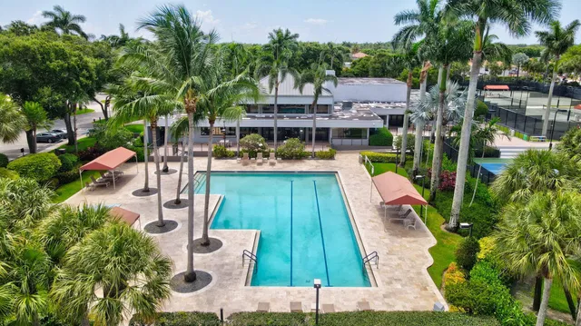  Residence photo 35