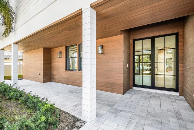 Residence photo 3