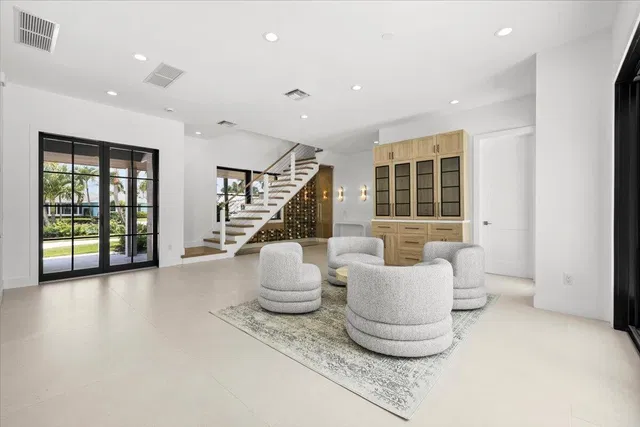 Residence photo 5