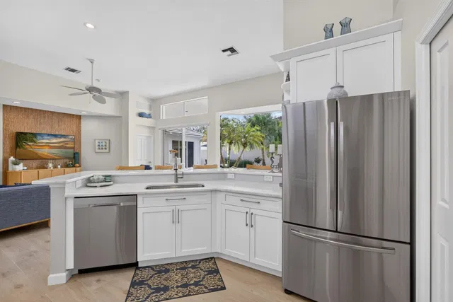 Willoughby Golf Club Residence photo 24