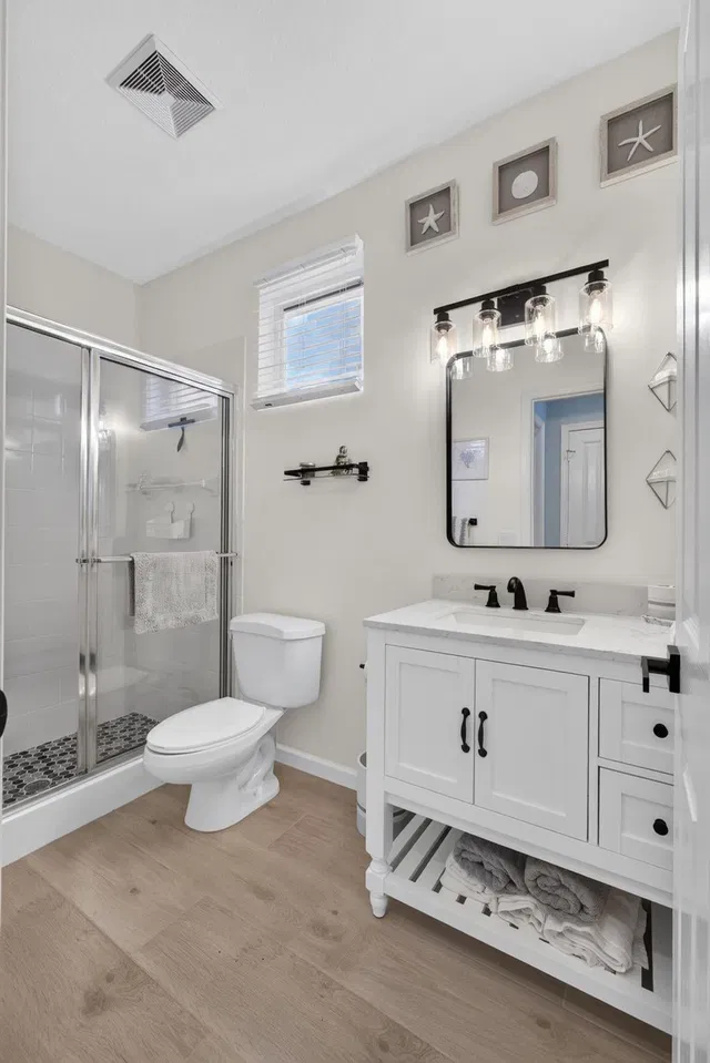 Willoughby Golf Club Residence photo 45