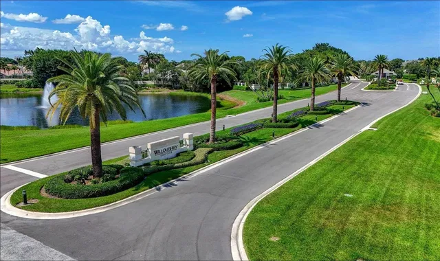 Willoughby Golf Club Residence photo 56