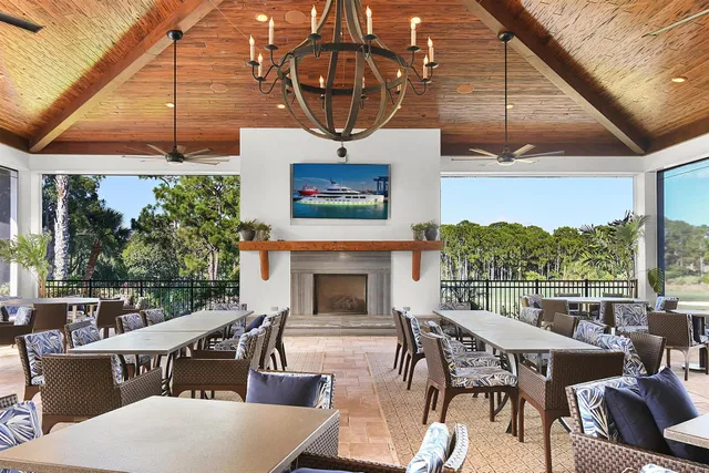 Willoughby Golf Club Residence photo 64