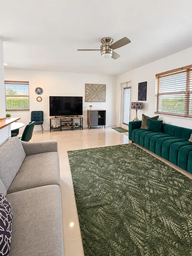 Residence photo 8