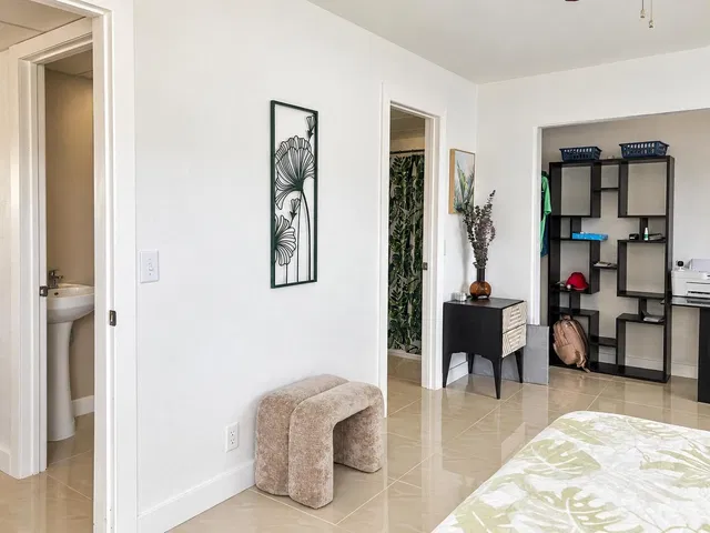 Residence photo 22