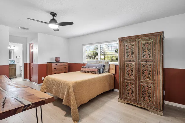 Residence photo 18
