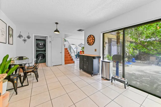 Residence photo 8