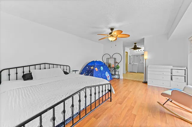 Residence photo 17