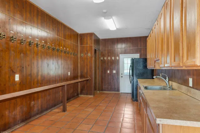  Residence photo 9