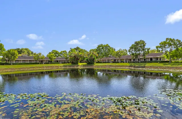  Residence photo 24