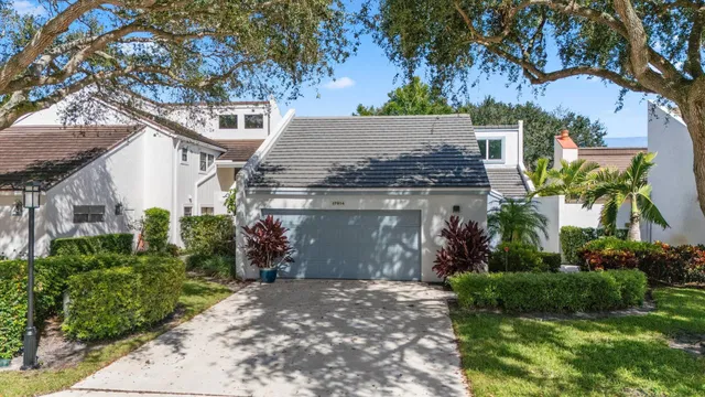 Jonathan's Landing Jupiter FL Residence photo 35