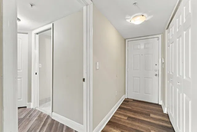 Unit 1410 photo 23