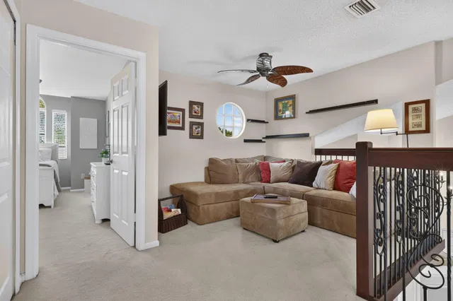 Residence photo 35