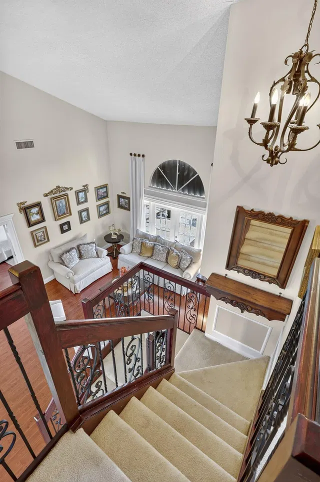 Residence photo 36