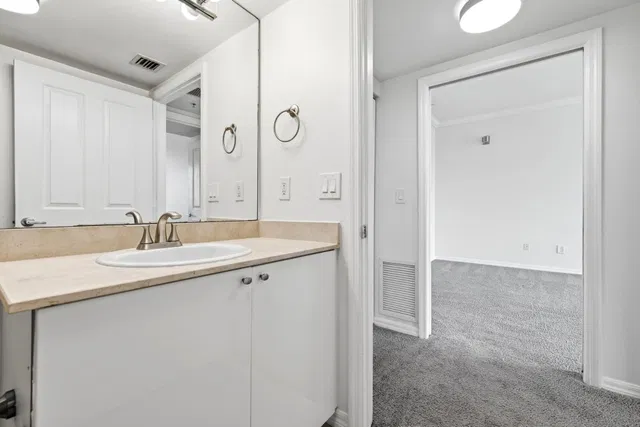 The Prado Unit 825 photo 11