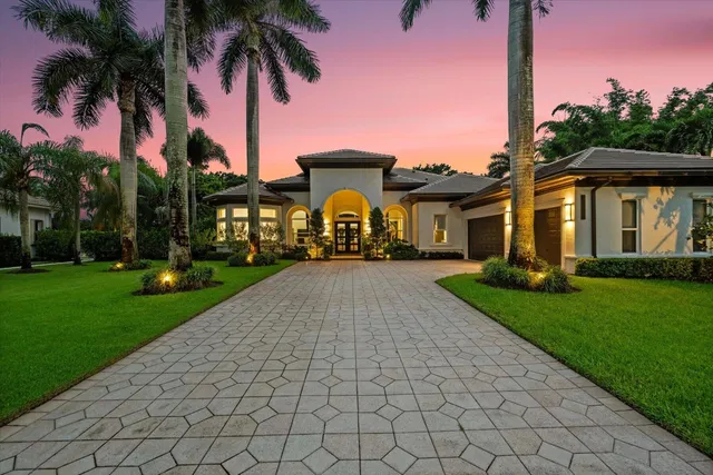 Residence photo 3