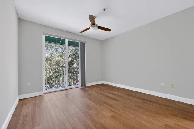 Unit 24 photo 19