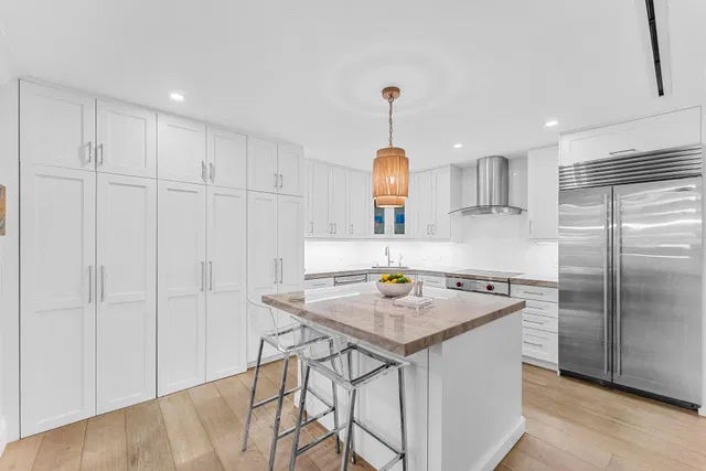 300 Ocean Boulevard Unit 2D photo 14