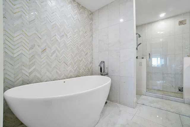 300 Ocean Boulevard Unit 2D photo 23