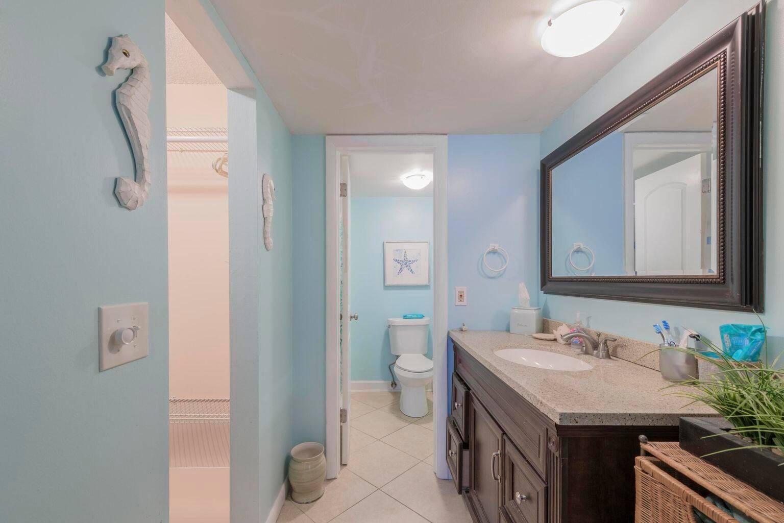 Unit 205 photo 16