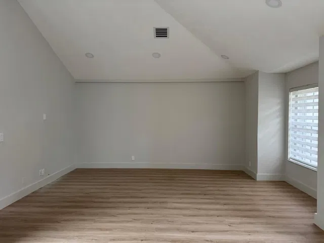 Residence photo 6