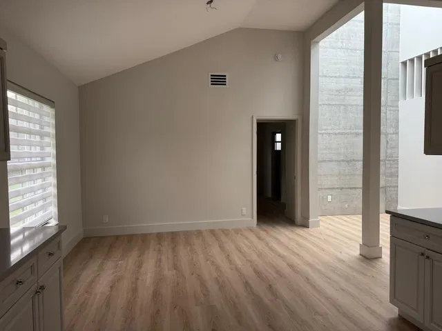 Residence photo 10