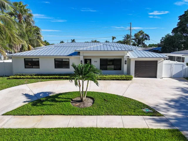 Village of North Palm Beach Residence photo 3
