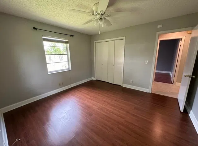 Residence photo 3