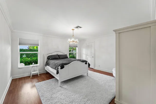 Residence photo 42