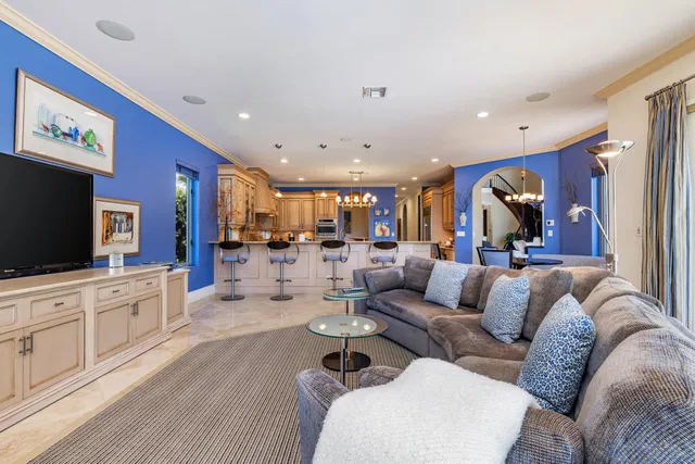 Residence photo 14