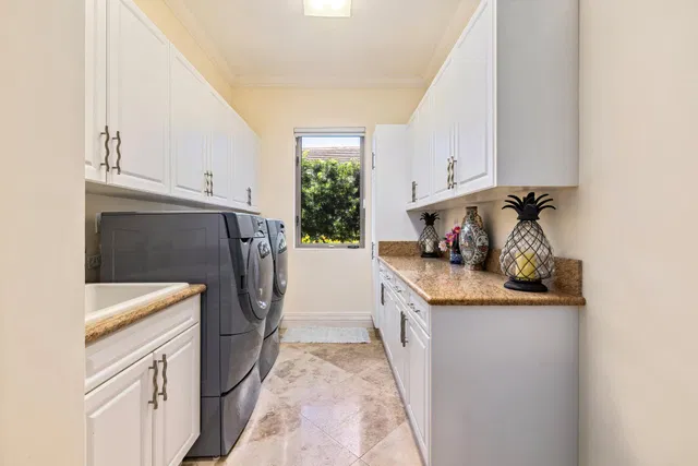 Residence photo 19