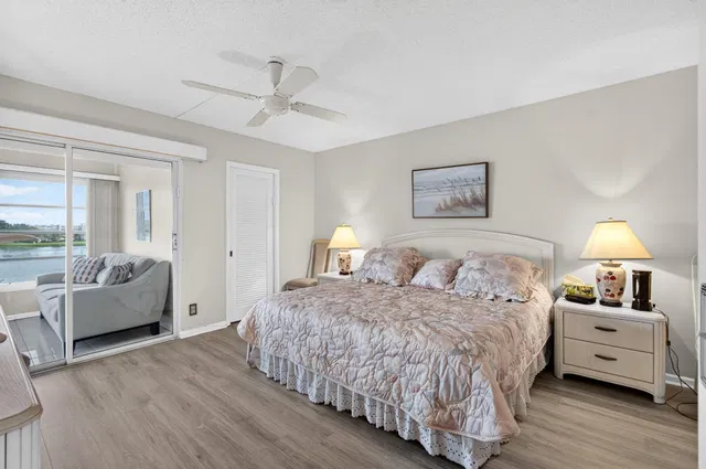 Residence photo 23