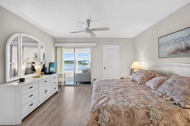 Residence photo 26