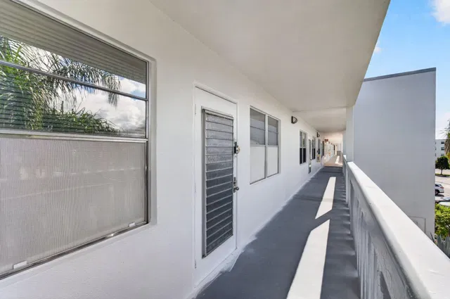 Residence photo 72