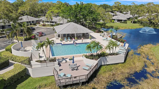 PGA National Palm Beach Gardens Residence photo 27