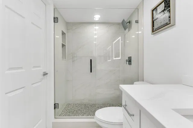 Unit 208 photo 33