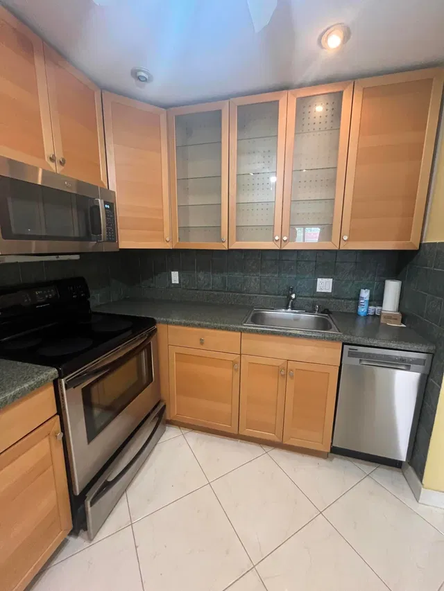 Residence photo 9