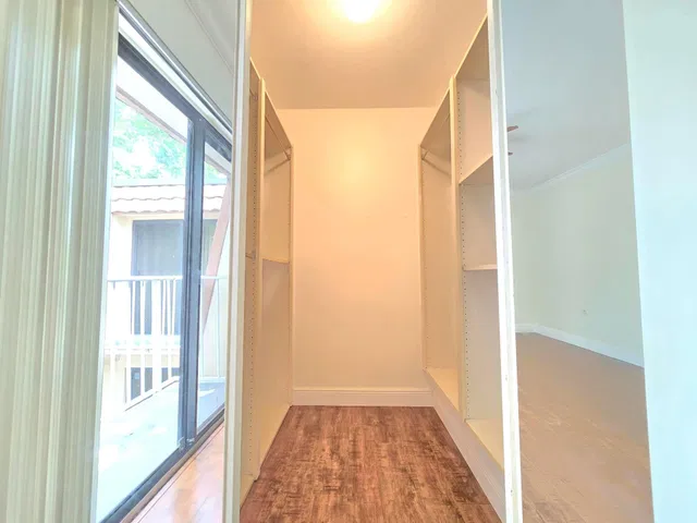 Residence photo 14