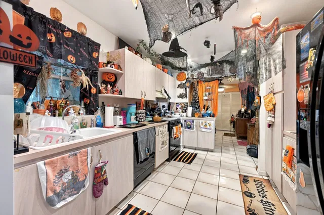 Residence photo 6