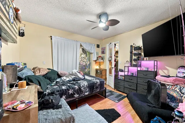 Residence photo 10