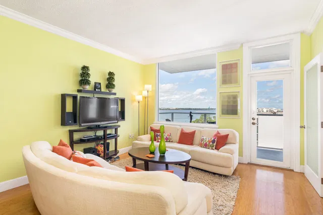 South Palm Beach Unit 8260 photo 5