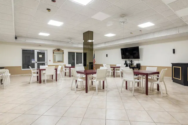 South Palm Beach Unit 8260 photo 27