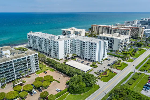 South Palm Beach Unit 8260 photo 31