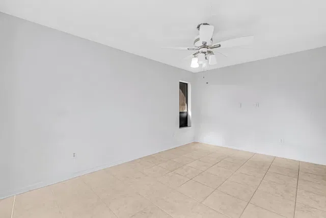 Residence photo 27