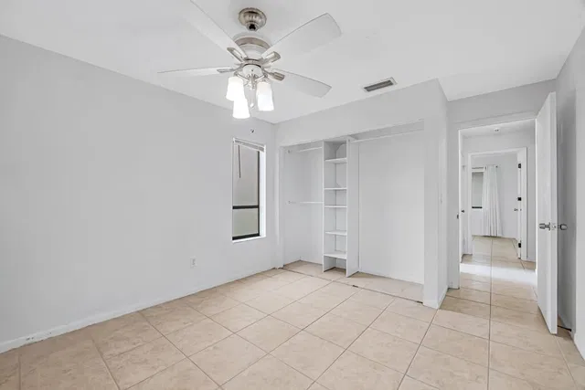 Residence photo 35