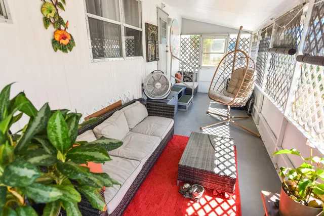 Residence photo 9