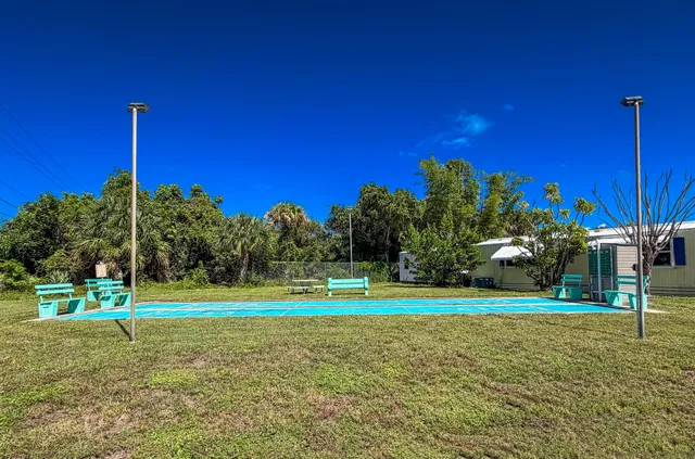 Residence photo 11